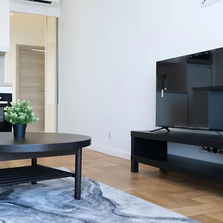 Appartement Vue Mer, Sur La Promenade Des *